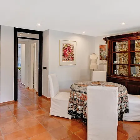 In Elegant With Pool In Marbellac