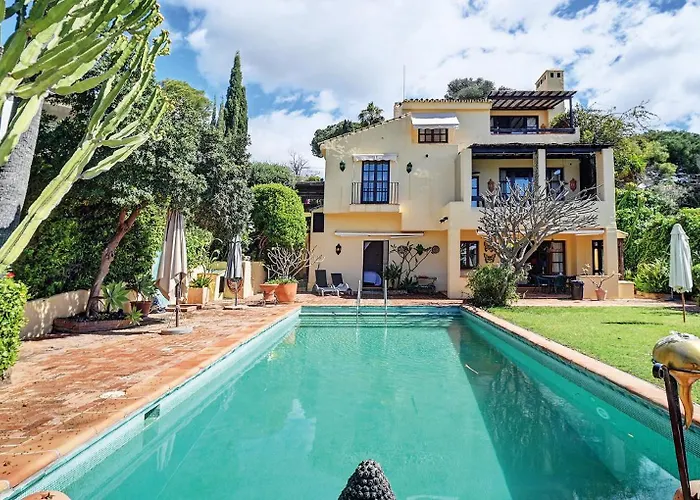 Apartament In Elegant With Pool In