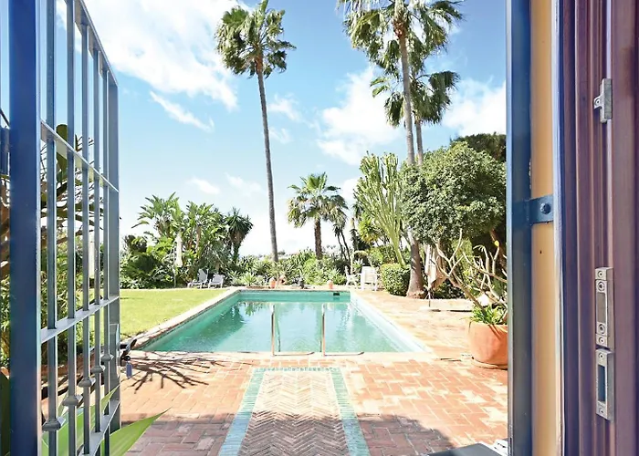 Apartament In Elegant With Pool In