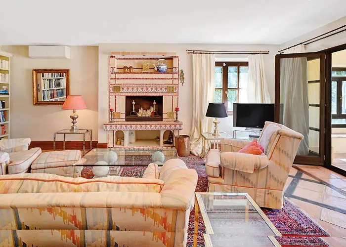 Apartament In Elegant With Pool In