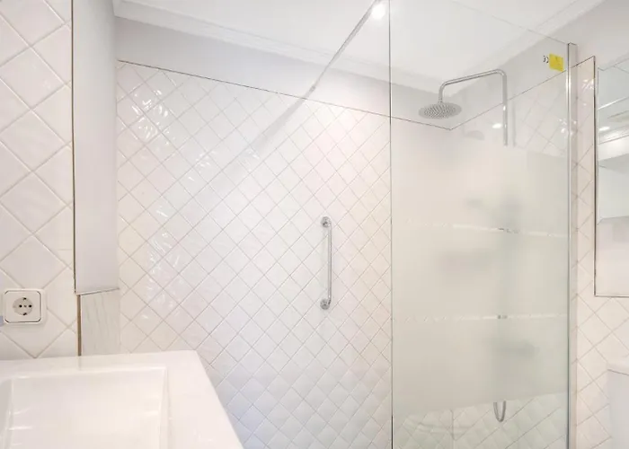 Apartament In Elegant With Pool In