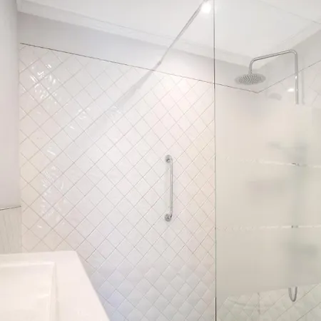 Apartment In Elegant With Pool In
